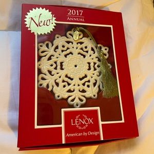 Lenox 2017 Snow Fantasies Snowflake ornament